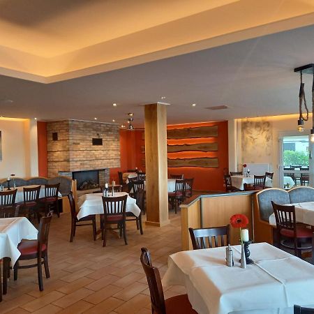 Bootshaus Neustrelitz Hotel Ngoại thất bức ảnh