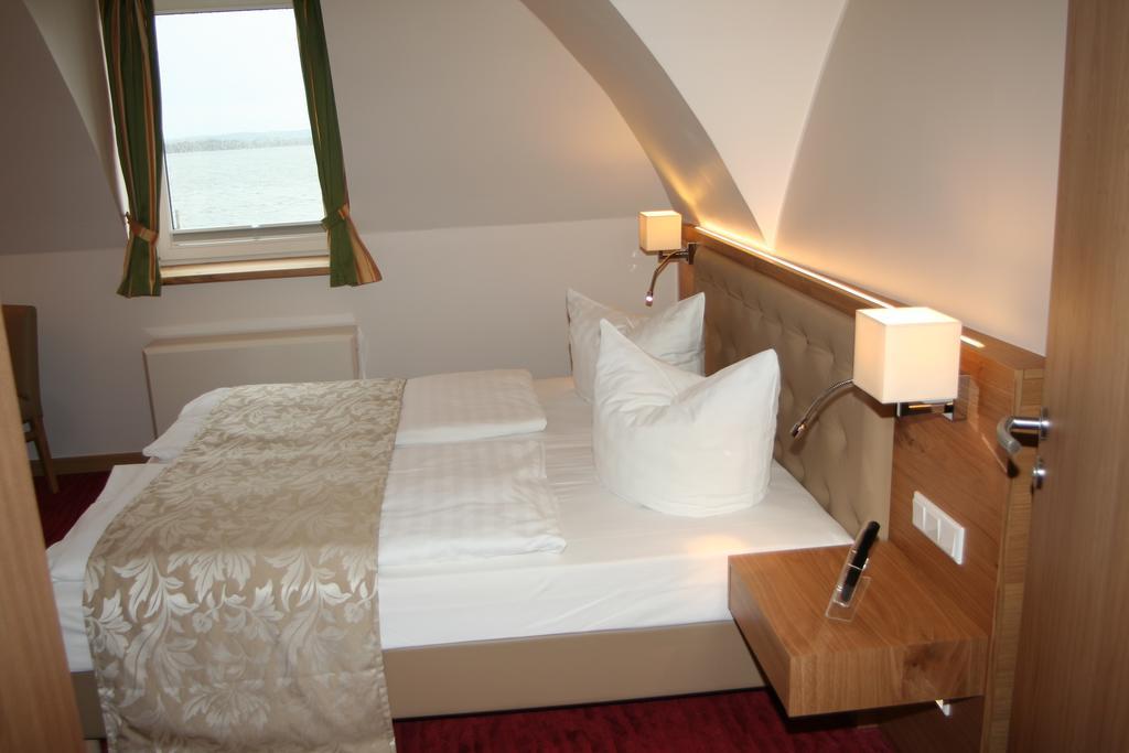 Bootshaus Neustrelitz Hotel Phòng bức ảnh