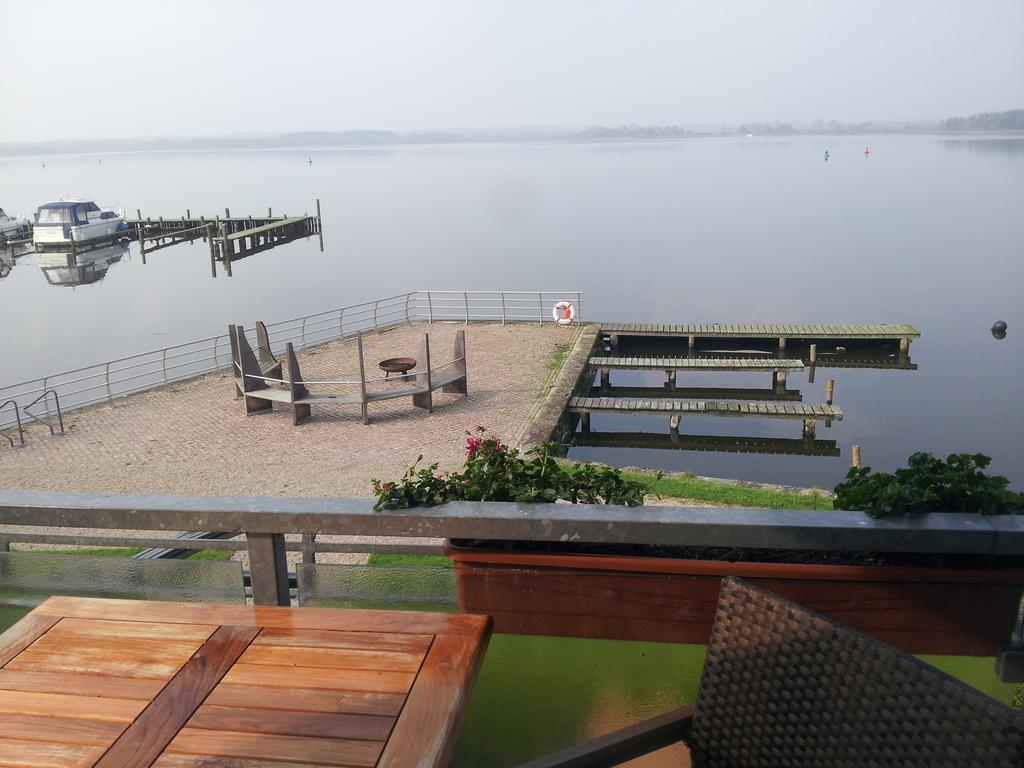 Bootshaus Neustrelitz Hotel Phòng bức ảnh